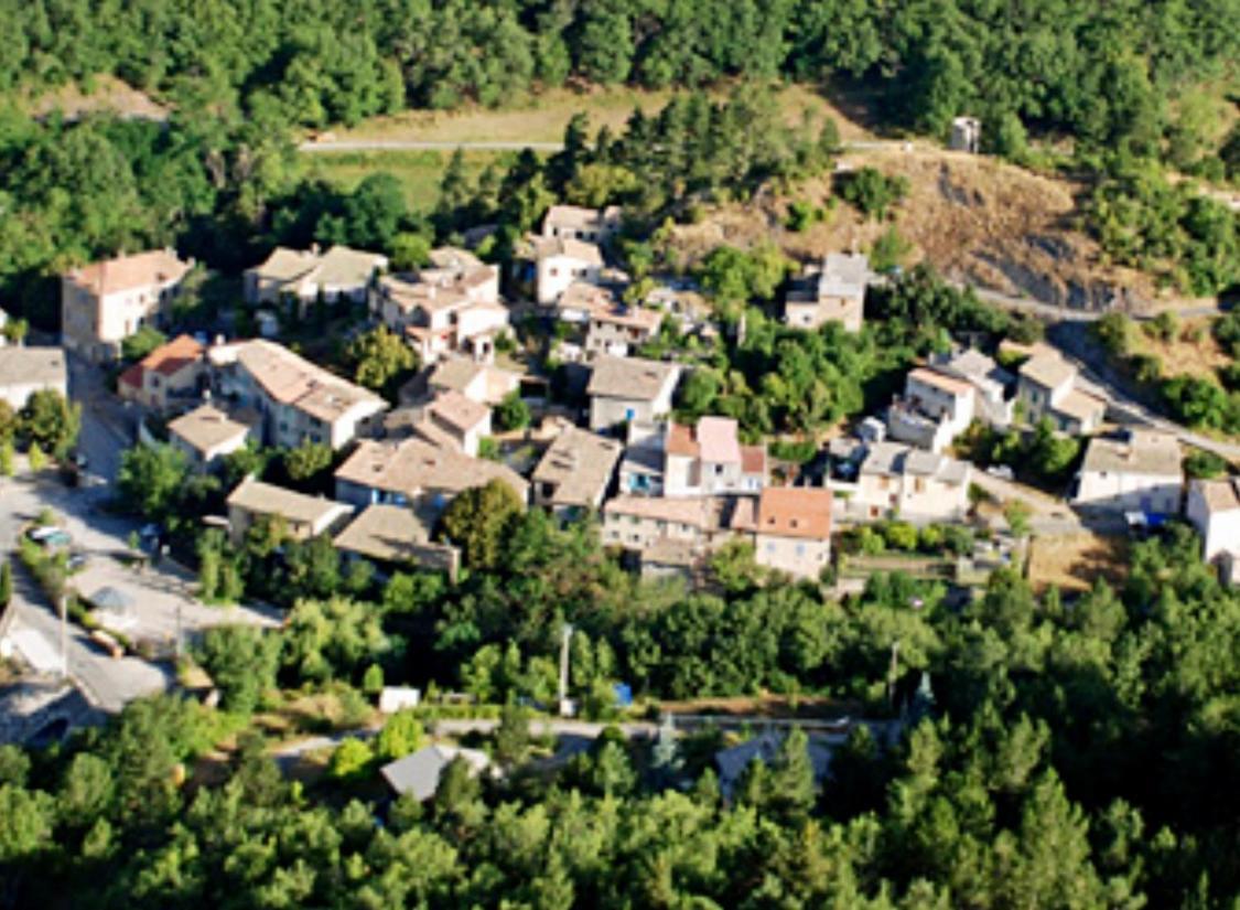 Gite De Charme Le Val Mellis Classe 3 Etoiles Dans La Douceur Provencale Vaumeilh Exterior photo